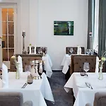 Parkhotel Fritz Am Brunnen シュヴェルム