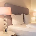Parkhotel Fritz Am Brunnen 4*