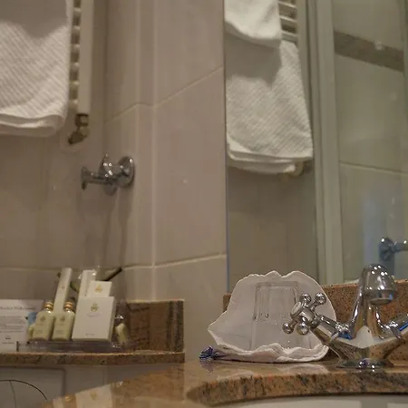 Parkhotel Fritz Am Brunnen 4*