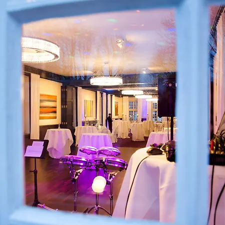 Parkhotel Fritz Am Brunnen 4*