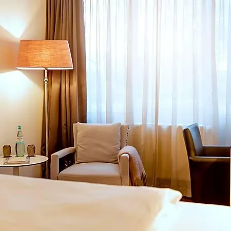 Hotel Parkhotel Fritz Am Brunnen 4*