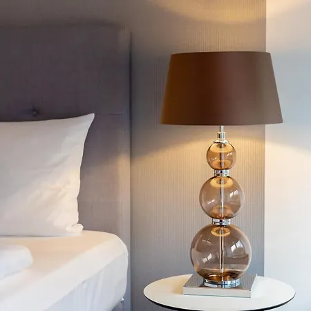 Отель Parkhotel Fritz Am Brunnen 4*