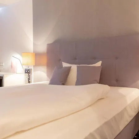 Parkhotel Fritz Am Brunnen שוולם